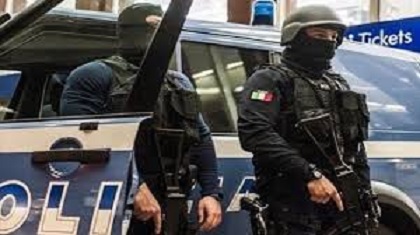 إيطاليا تكشف عصابة تهريب يديرها “داعشي” تونسي