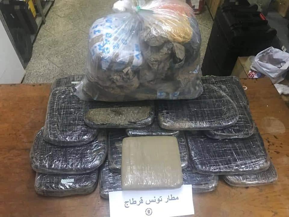 مطار تونس قرطاج: حجز حوالي 26 كغ من الماريخوانا