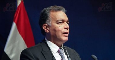 استقالة وزير النقل المصري بعد حادث انفجار القطار