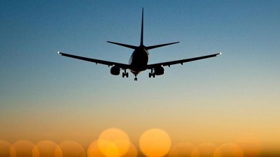 الجزائر تمنع الطائرات الخاصة من الإقلاع أو الهبوط في مطاراتها