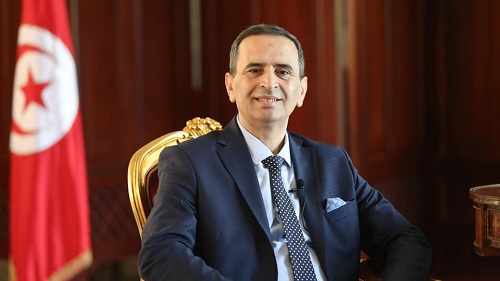 نائب يقدّم شكاية جزائية ضد مترشح للرئاسة (صور)