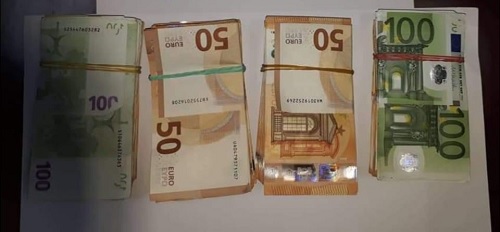 الديوانةّ: حجز 41 ألف أورو بقلعة سنان ومخدرات بمطار قرطاج