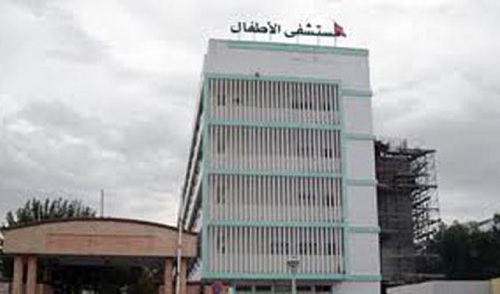 مستشفى الأطفال :”وضع طفلين في سرير واحد في فصل الشتاء”