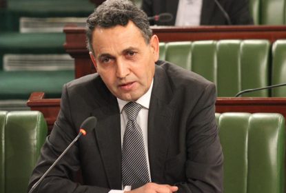 سالم الأبيض :”السلطة أصبحت تُدار من قصر باردو “