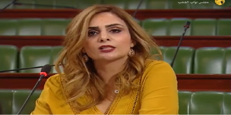 أميرة شرف الدين: تم اختراق حسابي ومتمسكة بإستقالتي من قلب تونس