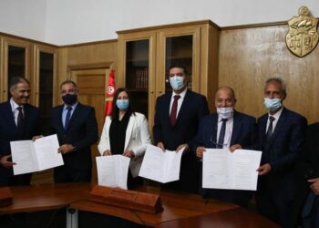 امضاء اتفاق بين رئاسة الحكومة وجامعة أعوان وزارة العدل
