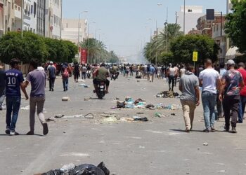 الطرقات ومقرات السيادة أبرز فضاءات الاحتجاج