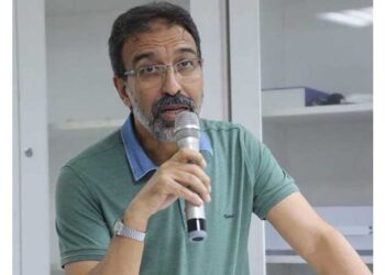 العربي القاسمي يستقيل من حركة النهضة