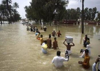 مصرع شخصين في فيضانات بماليزيا
