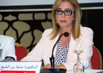 سنية بالشيخ: من الضروري اليوم القيام بعملية تلقيح بيضاء ضد كورونا