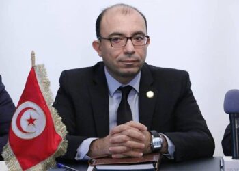 الجزيري:  وسط صمت رهيب للدولة…مؤسسات مصدرة ستغادر تونس باتجاه المغرب