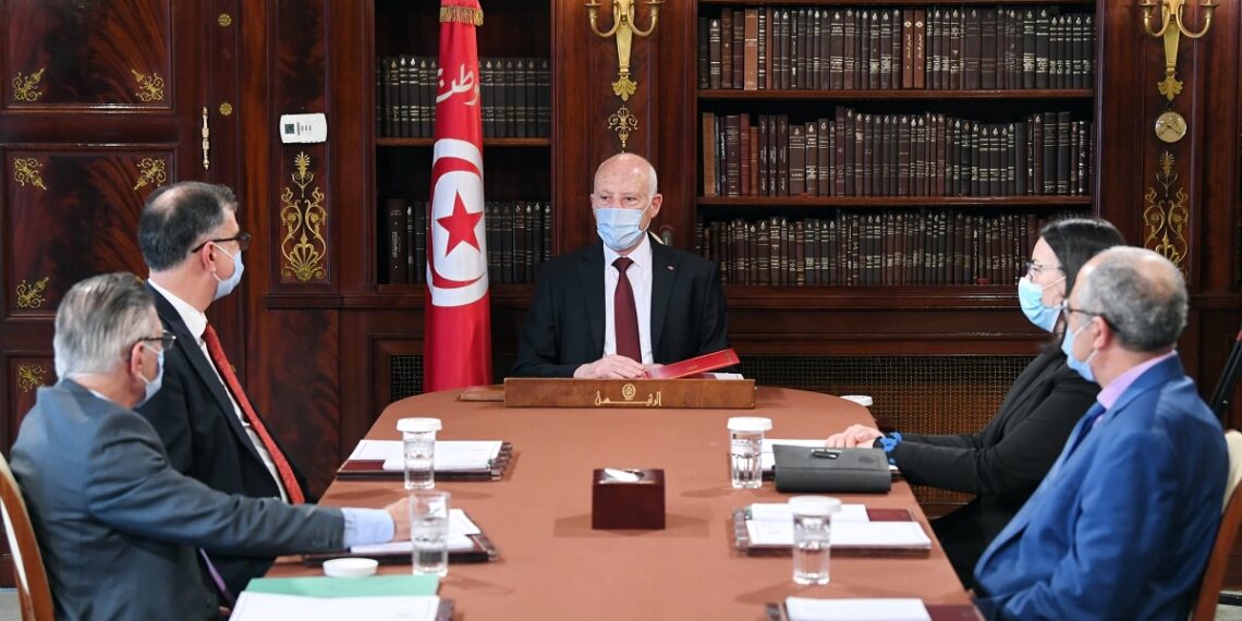 المحكمة الدستورية محور لقاء قيس سعيّد بعدد من أساتذة القانون