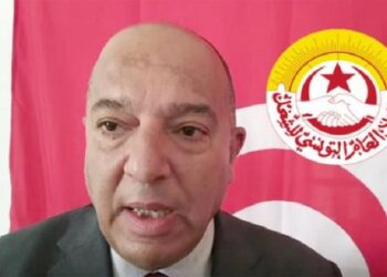 اتحاد الشغل :”الوضع ينبئ بالإفلاس ..و لا مجال للمساس من كتلة الأجور “