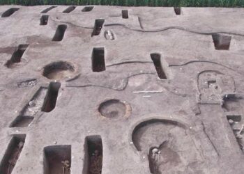 اكتشاف 110 مقابر أثرية في مصر