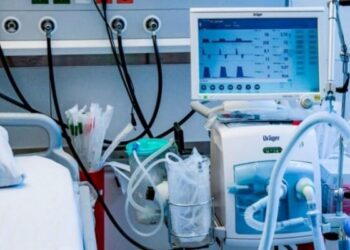 رئاسة الجمهورية: طائرة عسكرية في اتجاه ألمانيا لجلب 25 جهاز تنفس اصطناعي