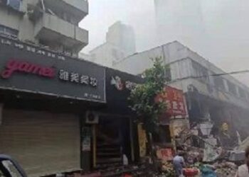مقتل 12 شخصا في انفجار انبوب غاز طبيعي بالصين