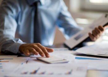 ارتفاع الاستثمارات المصرح بها في قطاع الخدمات خلال السداسي الأول من سنة 2021‎‎