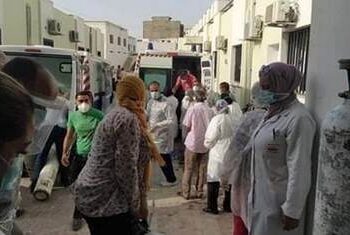 نقل جميع المرضى من مستشفى الفحص بعد نفاذ الأكسيجين