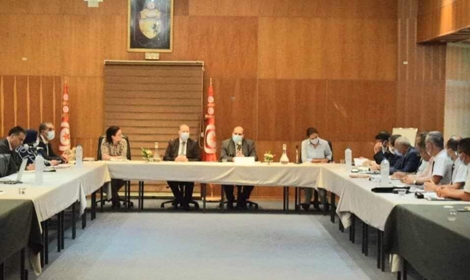 الاجتماع الدوري للمديرين الجهويين للتجارة يوصى بتعديل الاسعار وفق القوانين المرجعية