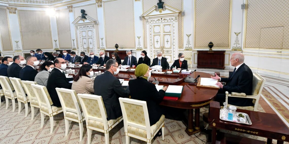 رئيس الدولة: “المرسوم المتعلق بالصلح الجزائي صار جاهزا”