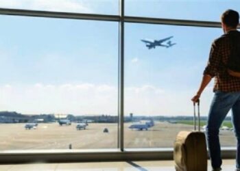 أكثر من 36 ألف تونسي يغادرون البلاد سنويا…وهجرة المهندسين و الأطباء سترتفع