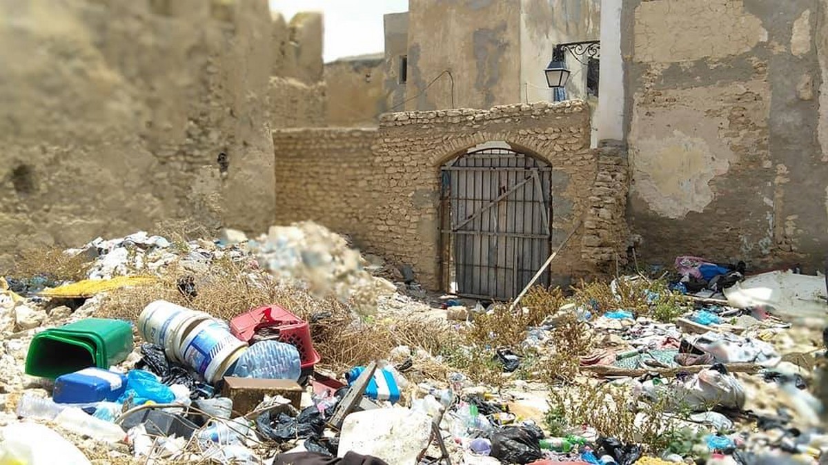 الوضع البيئي في صفاقس: رئيس الجمهورية يأمر وزير الداخلية بالتدخل الفوري