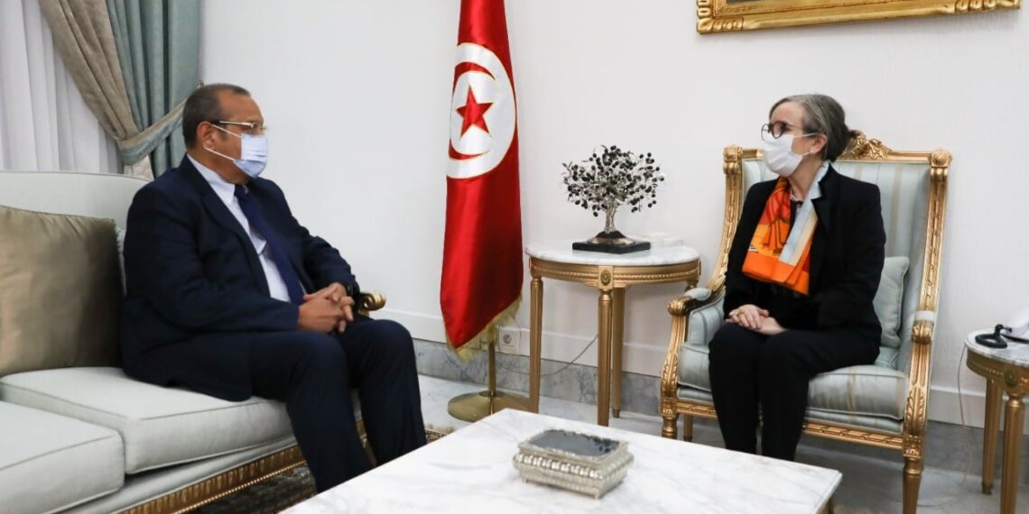 ماذا في لقاء نجلاء بودن برئيس منظمة الأعراف؟