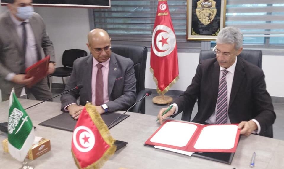 ” ستير “تقترض من بنك سعودي لخلاص وارداتها من المشتقات النفطية السعودية !