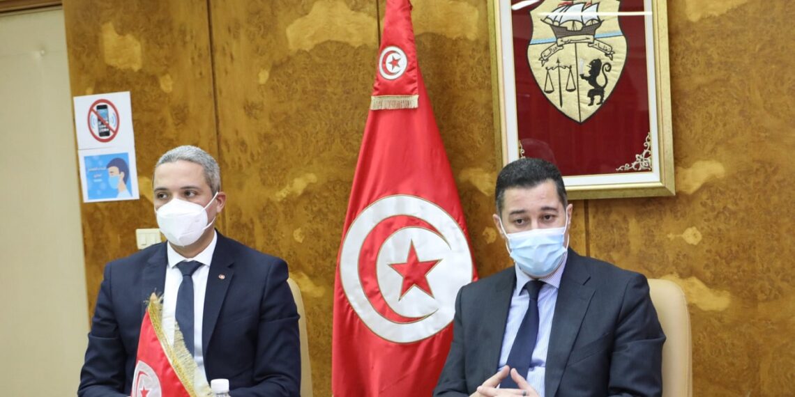 وزارة النقل: تكوين فريق عمل للاستعداد لتأمين عودة السياح الجزائريين إلى تونس