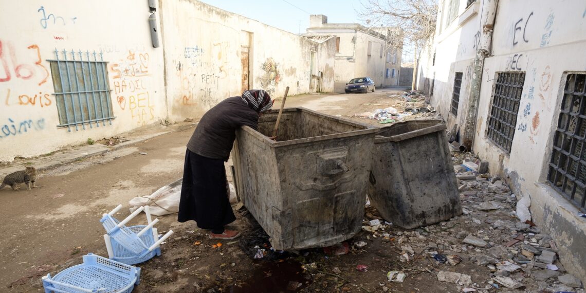 4 مليون تونسي يعانون الفقر و الخصاصة