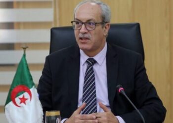 الجزائر تشرع في التحضير لإطلاق الجيل الخامس