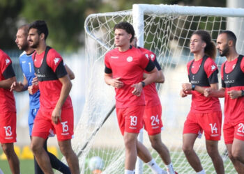 إنطلاق تربص المنتخب الوطني لكرة القدم