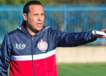 إقالة منتصر الوحيشي من تدريب النادي الإفريقي
