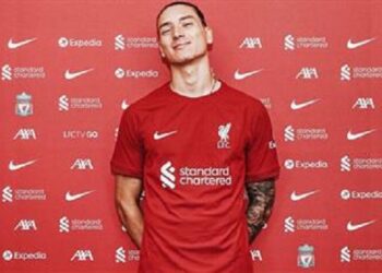 ليفربول يعلن رسميًا تعاقده مع داروين نونيز