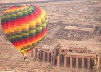 مصر: سقوط منطاد من ارتفاع 60 مترا