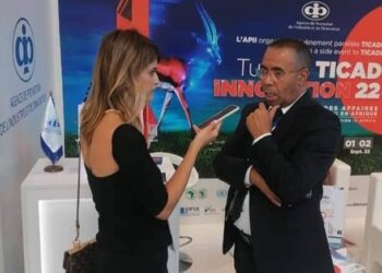 م.ع وكالة النهوض بالصناعة:” تونس تستقطب شركات كبرى في قطاعي النسيج و صناعة مكونات السيارات “