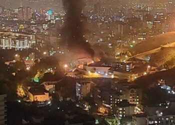 ارتفاع حصيلة قتلى سجن إيفين في طهران إلى 8
