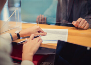 البنك المركزي يتجه نحو وضع إطار ترتيبي جديد لتحسين الخدمات البنكية: التفاصيل