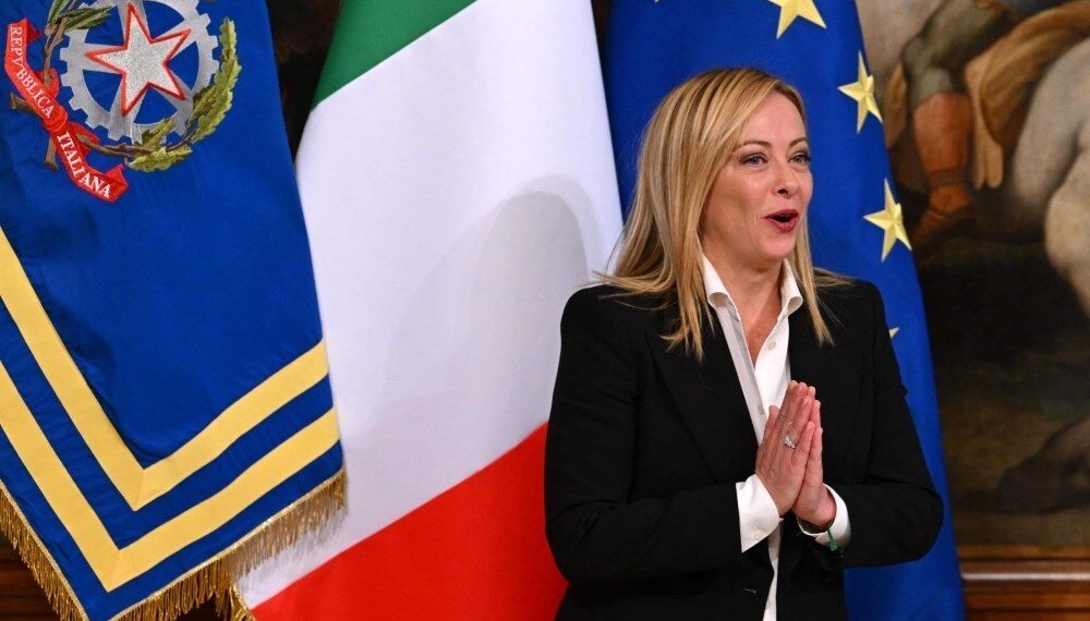 رسميا.. جورجيا ميلوني تتسلم مهام رئاسة وزراء إيطاليا