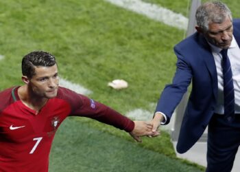 مدرب البرتغال يكشف سبب استبعاده رونالدو عن مواجهة نيجيريا
