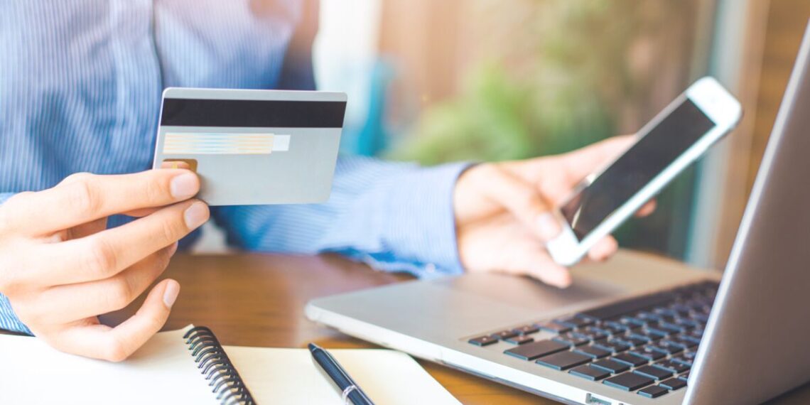 6 ملايين بطاقة مصرفية و 1800 موقع للدفع الالكتروني…البنك المركزي يُطلق خدمة رقمية جديدة