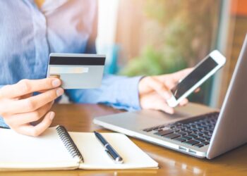 6 ملايين بطاقة مصرفية و 1800 موقع للدفع الالكتروني…البنك المركزي يُطلق خدمة رقمية جديدة