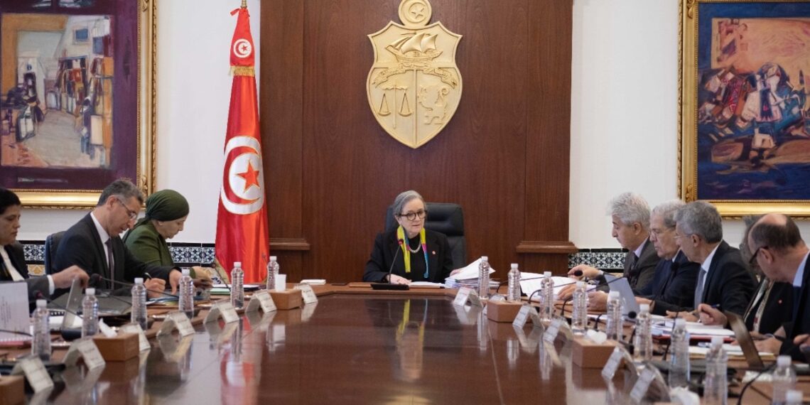 مجلس وزاري يصادق على عدد من مشاريع المراسيم والاوامر