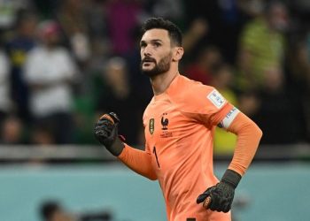 قائد المنتخب الفرنسي هوغو لوريس يعلن اعتزاله دولياً