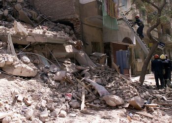 قتلى وجرحى في انهيار مبنى بمصر