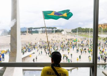 البرازيل: مناصرو بولسونارو يقتحمون القصر الرئاسي والمحكمة العليا