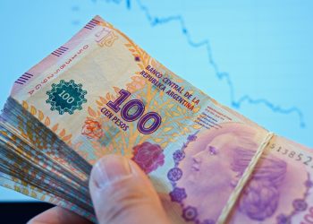 الأرجنتين تواجه التضخم بورقة نقدية جديدة
