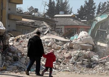 تدمير 60 منزلا سكنيا و15 مدرسة جراء الزلزال الأخير في الفلبين