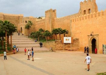 المغرب يعتزم إنفاق 580 مليون دولار لجذب 17 مليون سائح