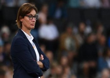 إقالة مدربة منتخب فرنسا للسيدات